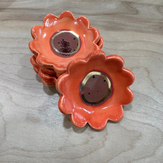 Small Flower Ring Dish in Poppy