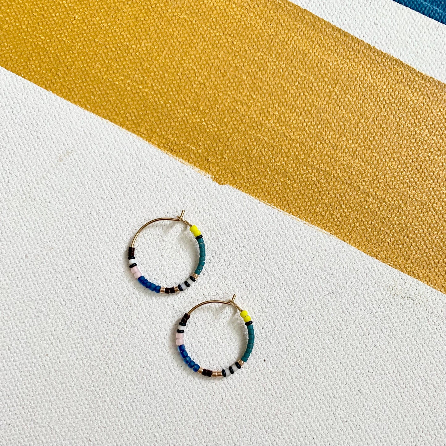 Little Colorloop Earring in Licorice
